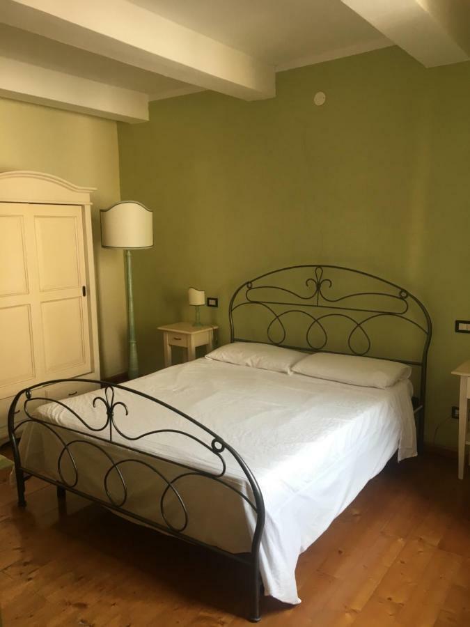 Апартаменты La Casina Del Borgo Аббадиа Сан Сальваторе Экстерьер фото